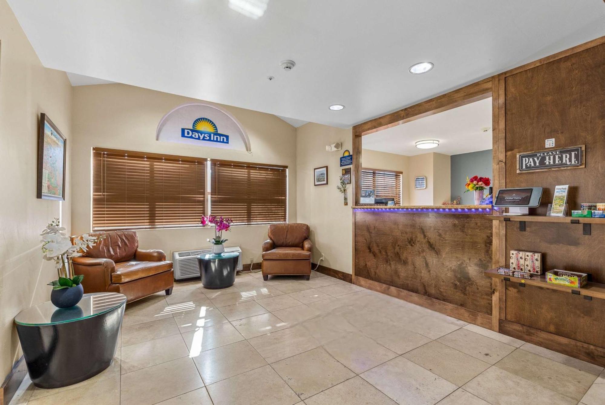 Days Inn By Wyndham Camp Verde Arizona Exteriör bild
